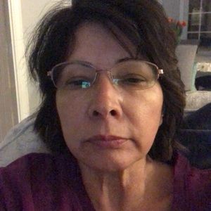 Meet your Posher, Jeannette